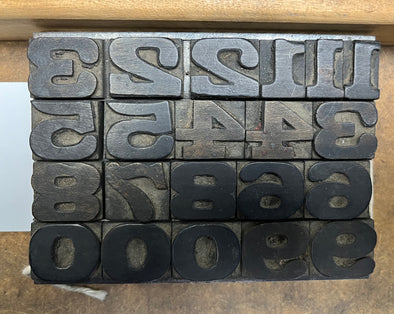 Lot 134 4 Pica Slab Serif numbers Wood Type