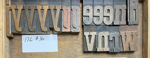 Lot 40 17 Pica Slab Serif Wood Type