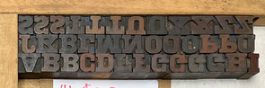 Lot 46 - 4 Pica Slab Serif(Aldine?) Wood Type