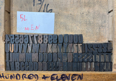 Lot 51 - 5 Pica Gothic Bold Cond. Wood Type