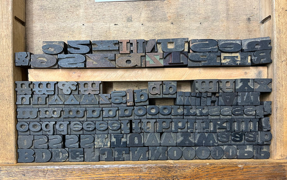 Lot 76 - 3 Pica Clarendon Wood Type plus Odd Lots