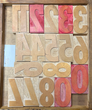 Lot 89 - 30 Pica Sign Making Wood Type Numbers